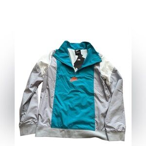 NWT. NIKE Youth  XL Wind Runner Sportswear Jacket Nos Windbreaker